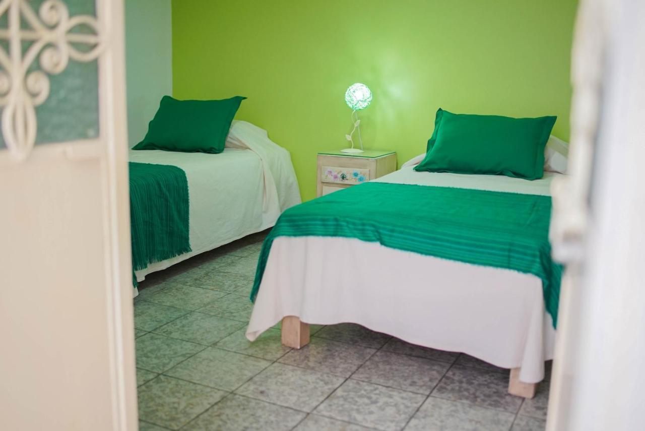 Hostal Tlaquepaque Esterno foto